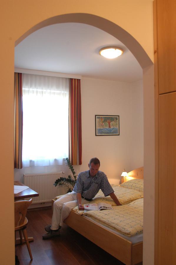 Weingut-Pension Stockingerhof 杜伦斯坦 外观 照片